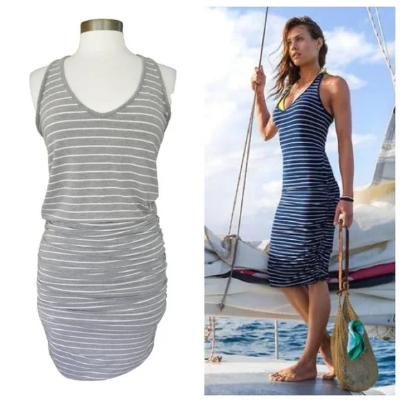 farm rio blue flower stripes midi dress Maira Floral Dark Blue Midi Dress